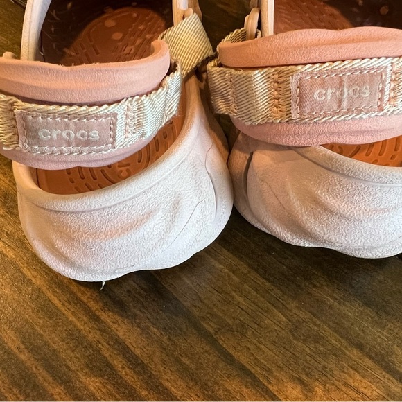 Crocs Echo Clogs with Adjustable Strap, lava pink , size 6 women’s, GUC - Picture 4 of 6